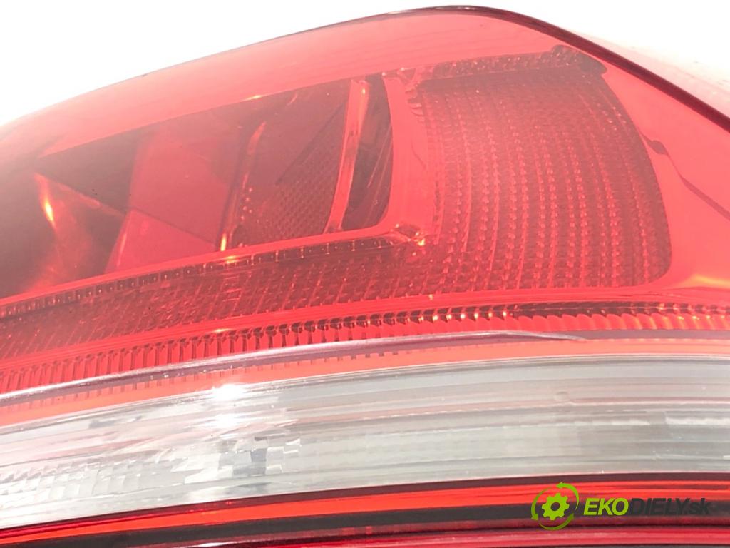 VW GOLF VII liftback 2012 77 kW 1.6 TDI 1598 světlo pravý zadní část 5G0945096