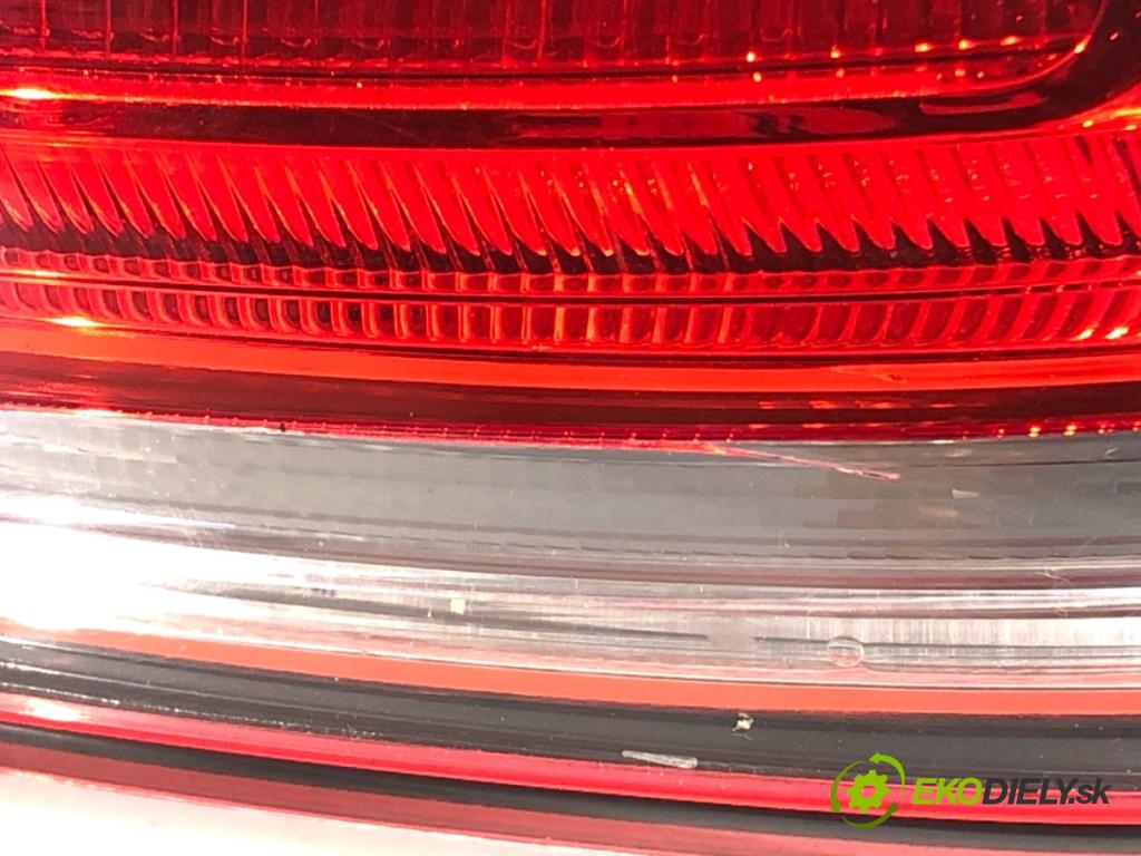 VW GOLF VII liftback 2012 77 kW 1.6 TDI 1598 světlo pravý zadní část 5G0945096