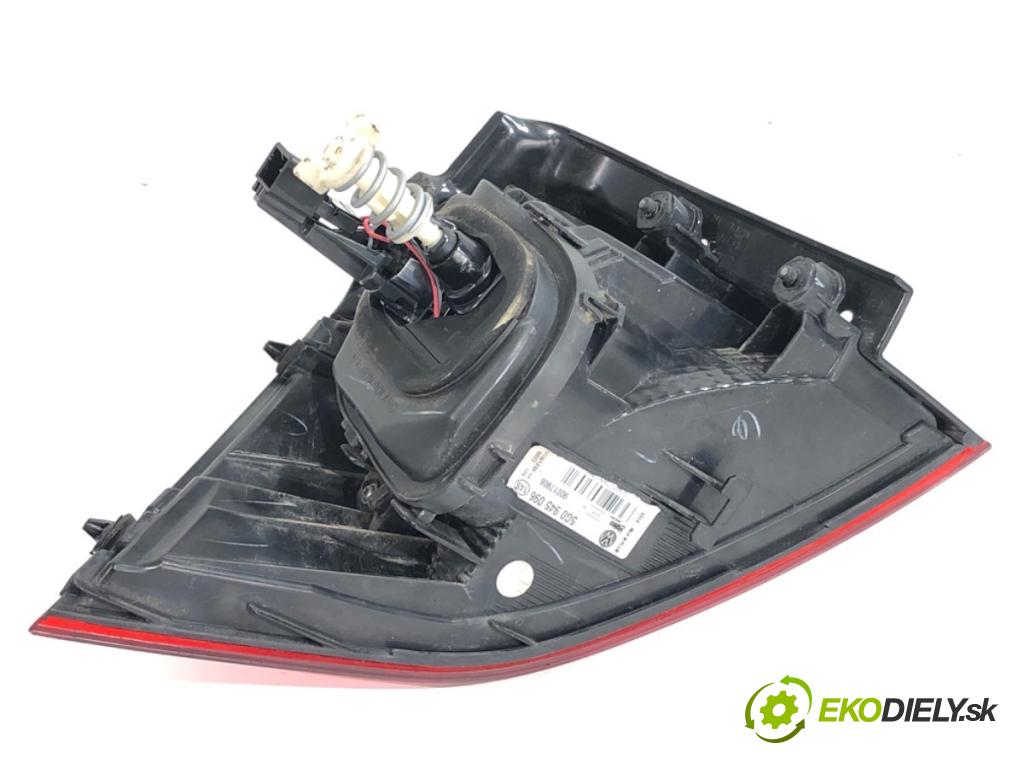 VW GOLF VII liftback 2012 77 kW 1.6 TDI 1598 světlo pravý zadní část 5G0945096