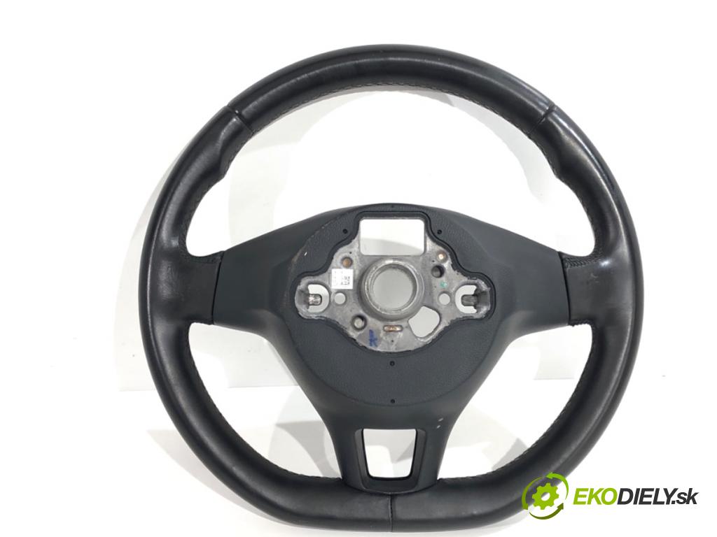 VW GOLF VII liftback 2012 77 kW 1.6 TDI 1598 Volant  (Volant)