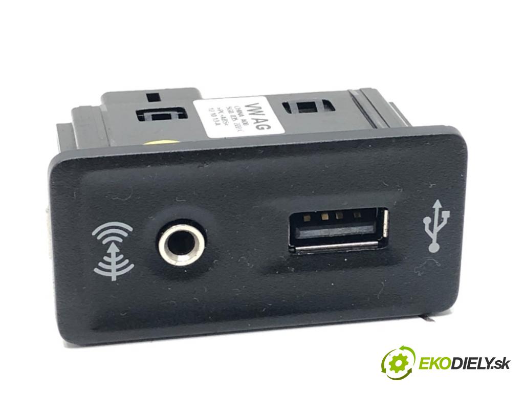 VW GOLF VII liftback 2012 77 kW 1.6 TDI 1598 HNÍZDO: USB 5G0035222C