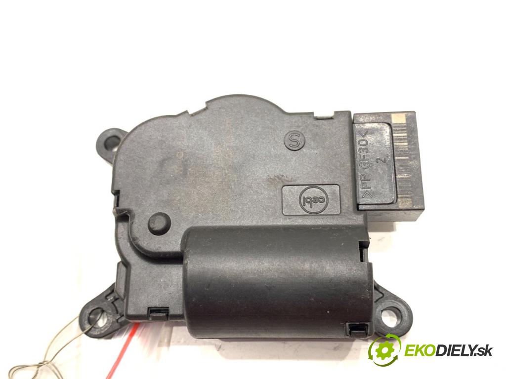 VW GOLF VII liftback 2012 77 kW 1.6 TDI 1598 motor topení 5Q0907511J
