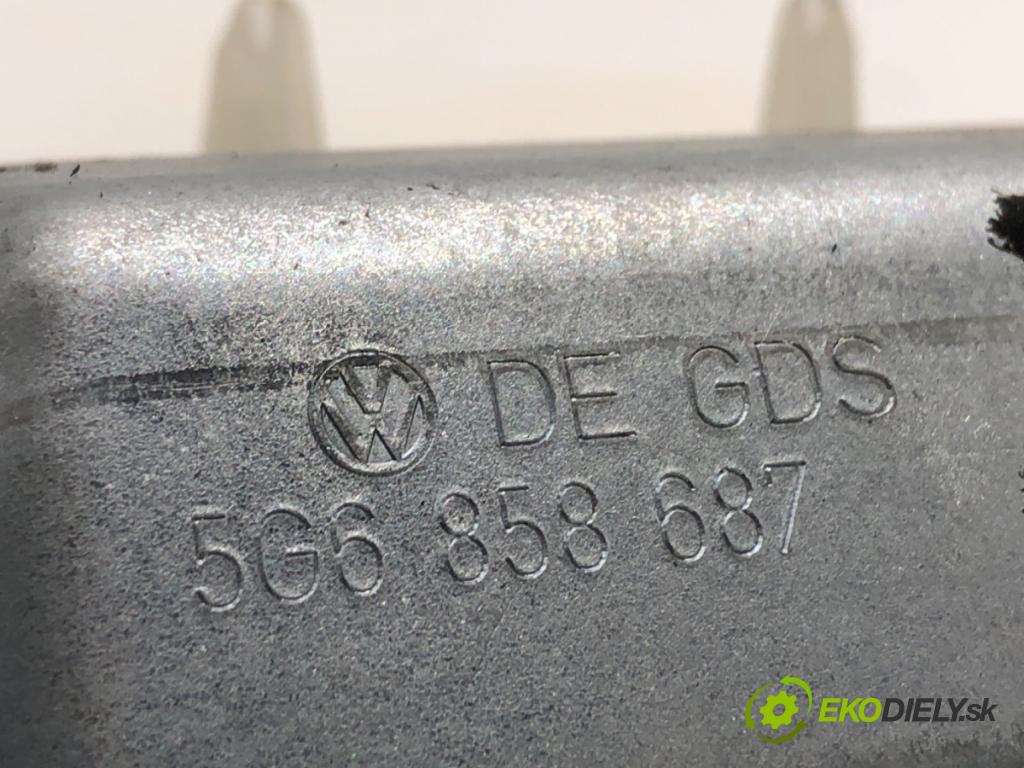 VW GOLF VII liftback 2012 77 kW 1.6 TDI 1598 držák držadlo čalounění přední část pravá