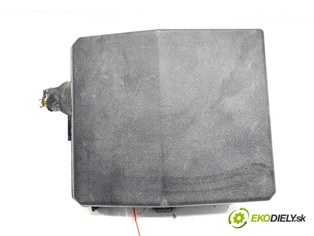 MITSUBISHI LANCER VIII liftback 2009 105 kW 1.8 (CX3A) 1798 skříňka poistková  (Pojistková skříňka)