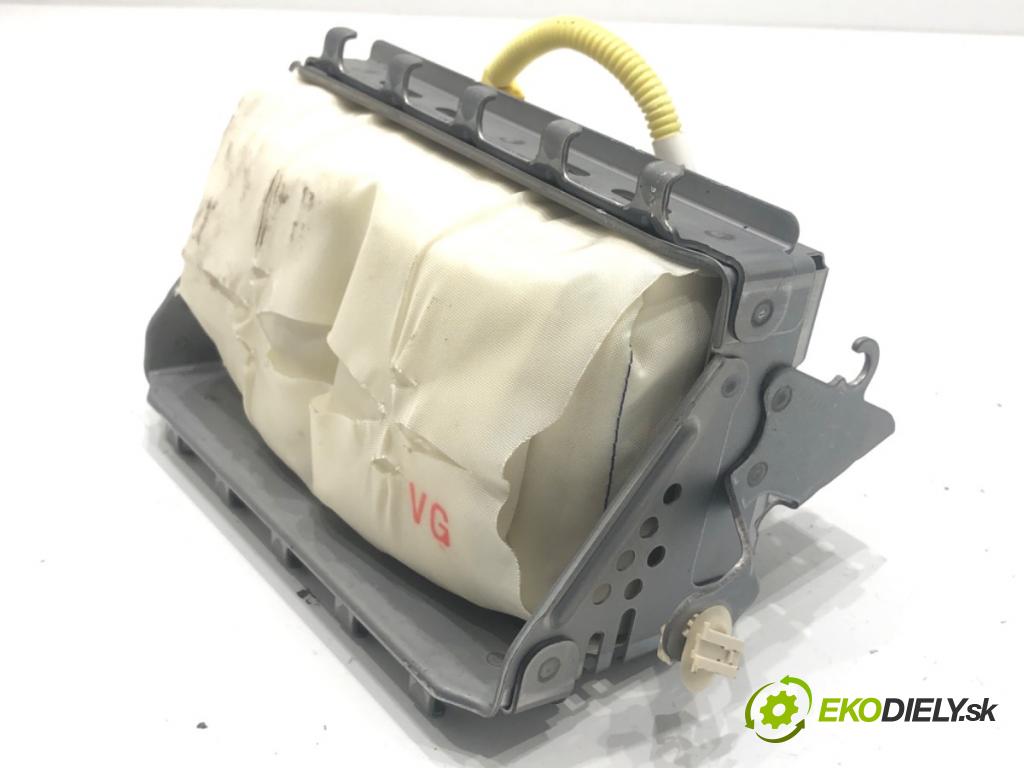 MITSUBISHI LANCER VIII liftback 2009 105 kW 1.8 (CX3A) 1798 AirBag spolujezdce  (Airbag)