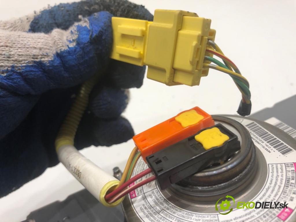 MITSUBISHI LANCER VIII liftback 2009 105 kW 1.8 (CX3A) 1798 AirBag spolujezdce  (Airbag)