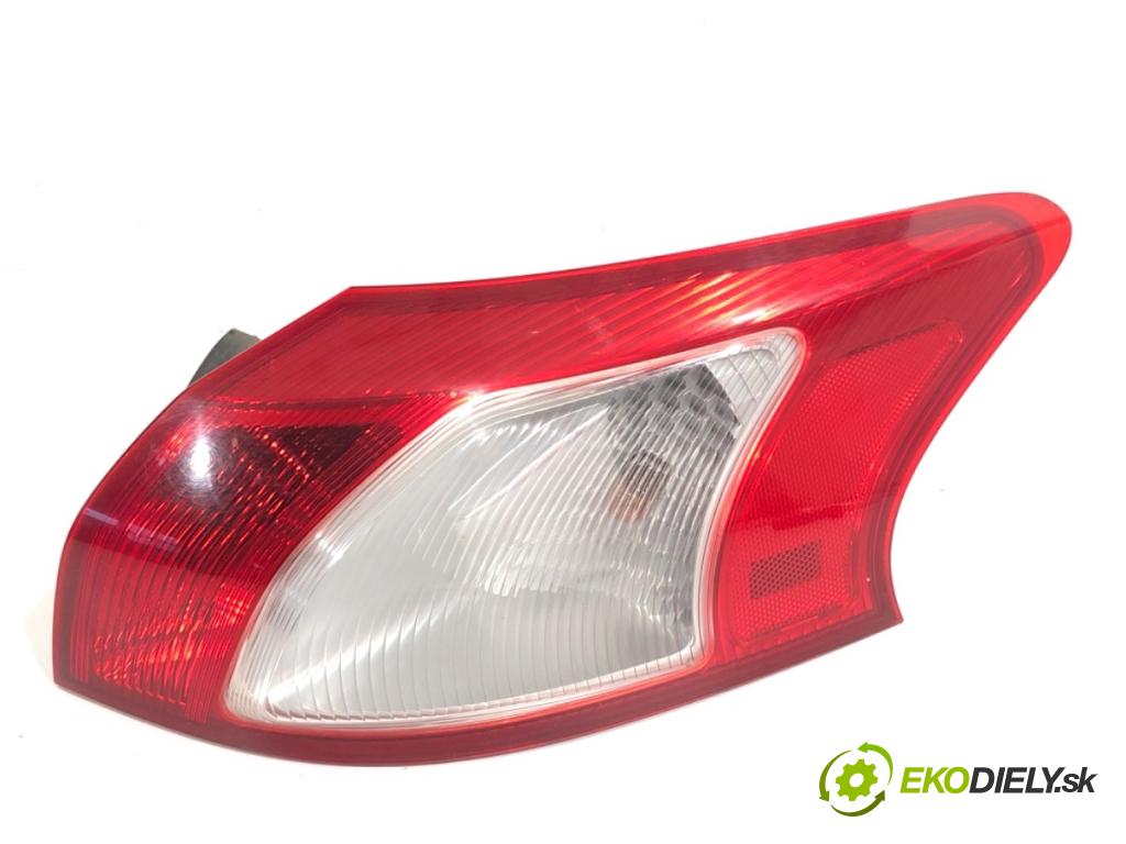 MITSUBISHI LANCER VIII liftback 2009 105 kW 1.8 (CX3A) 1798 světlo pravý zadní část 