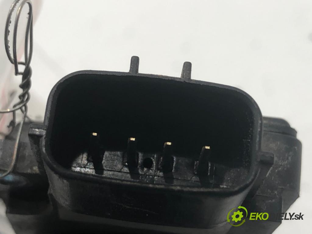 MITSUBISHI LANCER VIII liftback 2009 105 kW 1.8 (CX3A) 1798 Váha vzduchu MR985187 (Váha vzduchu)