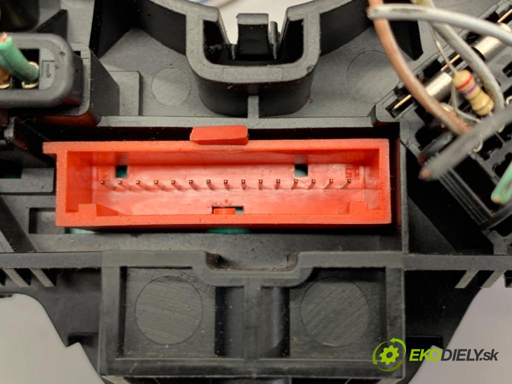 RENAULT MEGANE II liftback 2008 63 kW 1.5 dCi (BM1F, CM1F) 1461 Prepínač kombinovaný  (Prepínacie páčky pod volantom)