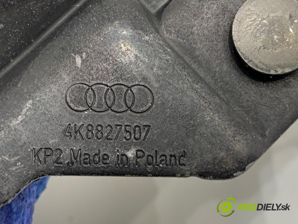 AUDI A7 C8 liftback 2023 195 kW 45 TFSI Mild Hybrid quattro 1984 úchyt zámku dveří 4K8827507