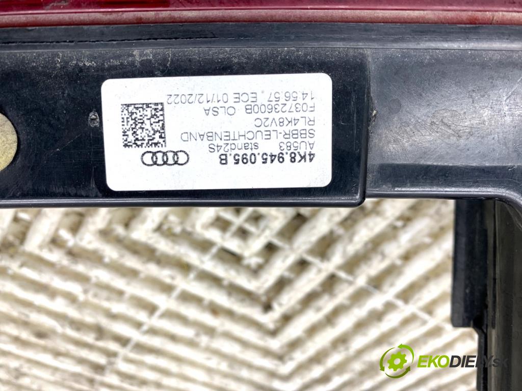 AUDI A7 C8 liftback 2023 195 kW 45 TFSI Mild Hybrid quattro 1984 světlo zadní část - čelo dveří zadní část 4K8945095B