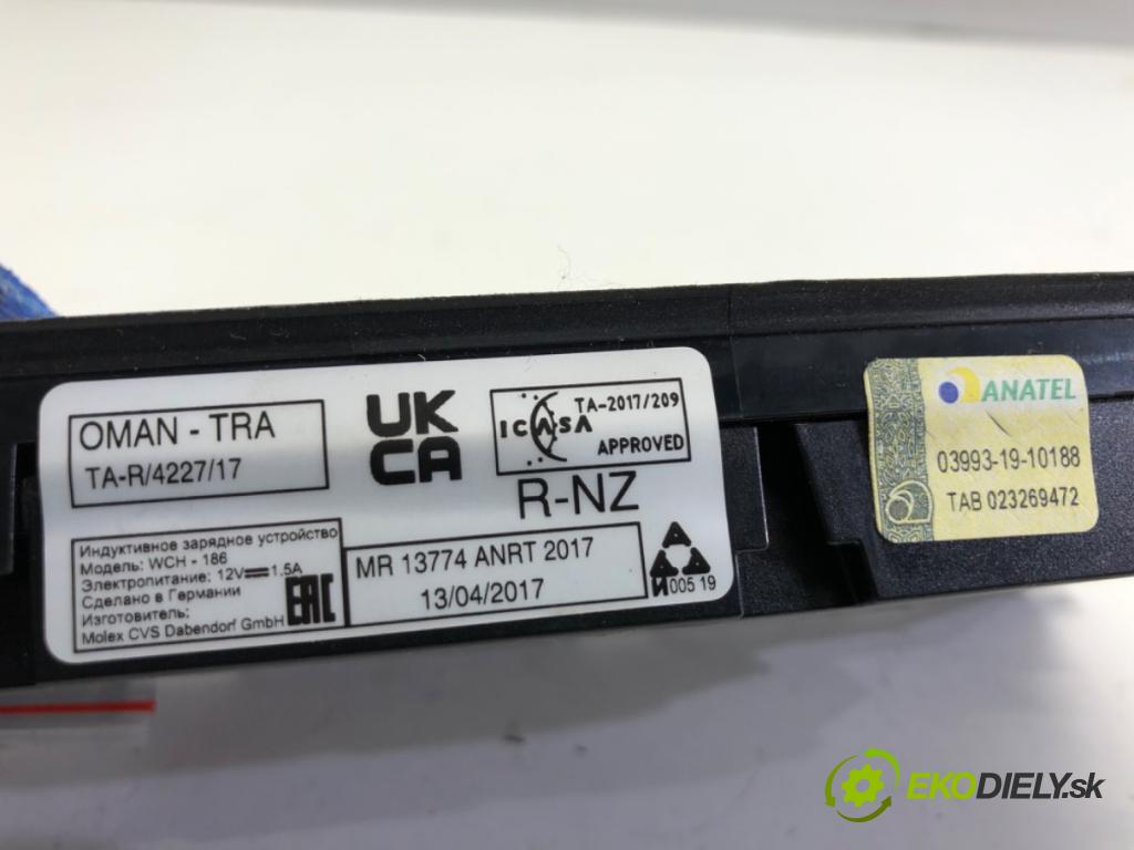 AUDI A7 C8 liftback 2023 195 kW 45 TFSI Mild Hybrid quattro 1984 NABÍJEČKA: INDUKCE: 4K0035773B