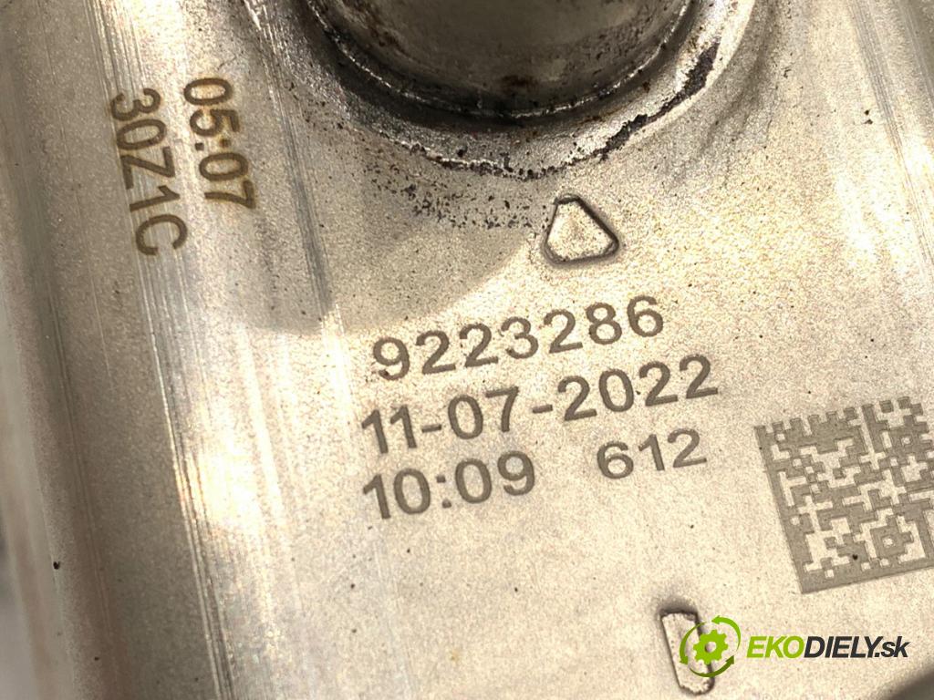 AUDI A7 C8 liftback 2023 195 kW 45 TFSI Mild Hybrid quattro 1984 VÝMENNÍK: TEPLÝ: 3Q0963231F