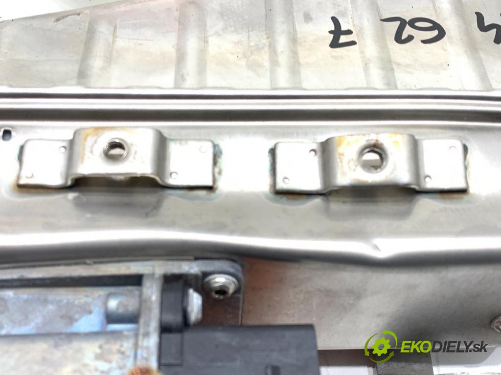 AUDI A7 C8 liftback 2023 195 kW 45 TFSI Mild Hybrid quattro 1984 VÝMENNÍK: TEPLÝ: 3Q0963231F