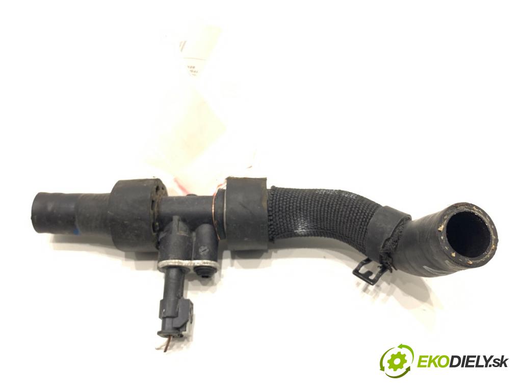 AUDI A7 C8 liftback 2023 195 kW 45 TFSI Mild Hybrid quattro 1984 Rúra vody 4K0122158