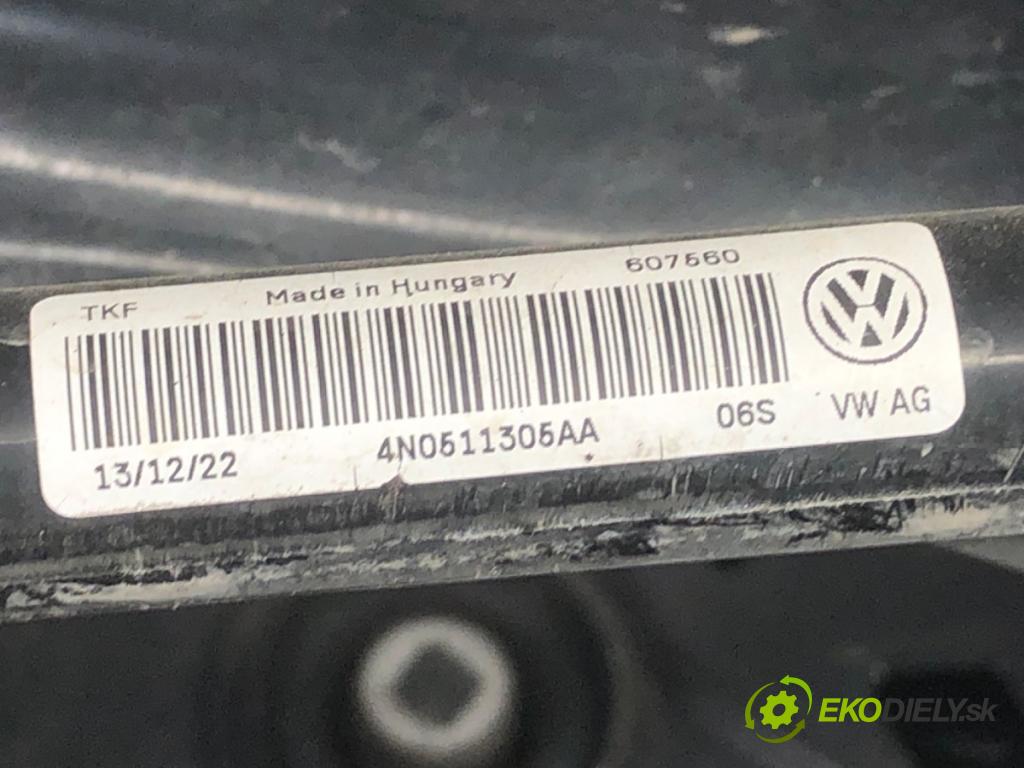 AUDI A7 C8 liftback 2023 195 kW 45 TFSI Mild Hybrid quattro 1984 výztuha zadní část 4K0505235AQ