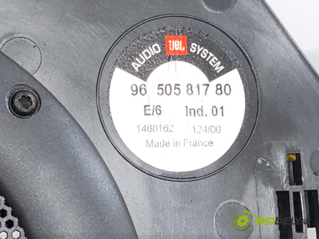 PEUGEOT 407 coupe 2008 155 kW 3.0 V6 2946 subwoofer 9650581780 (Audio zariadenie)