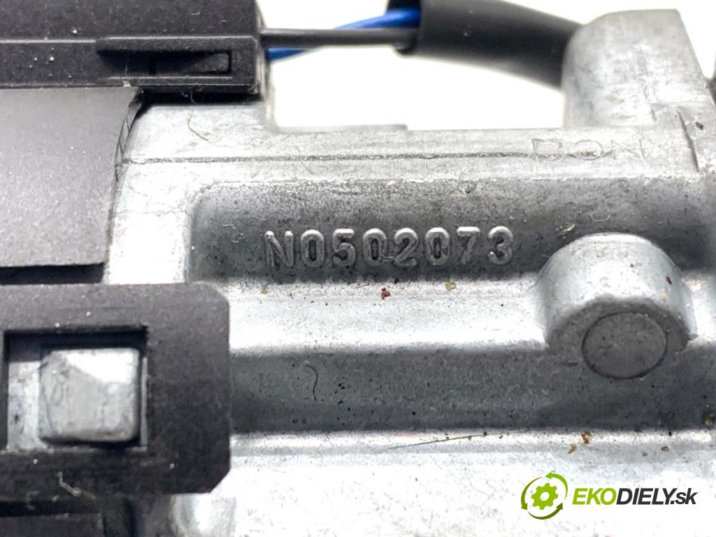 PEUGEOT 407 coupe 2008 155 kW 3.0 V6 2946 spinačka N0502073 (Spínacia skrinka)