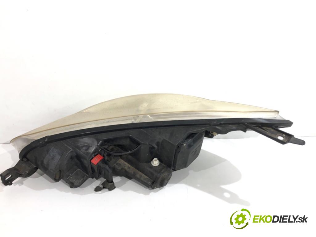 PEUGEOT 407 coupe 2008 155 kW 3.0 V6 2946 Svetlomet pravy predný XENON