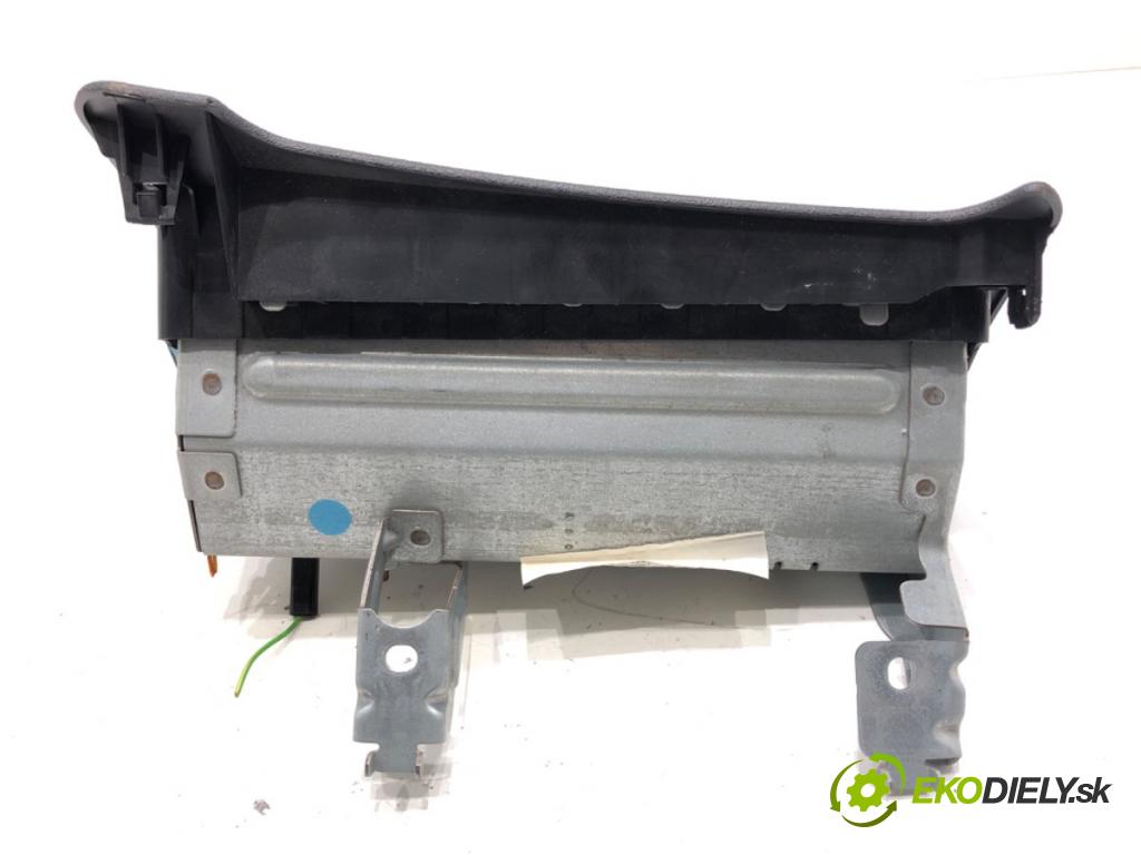 PEUGEOT 407 coupe 2008 155 kW 3.0 V6 2946 AirBag koleno: 96445885ZD