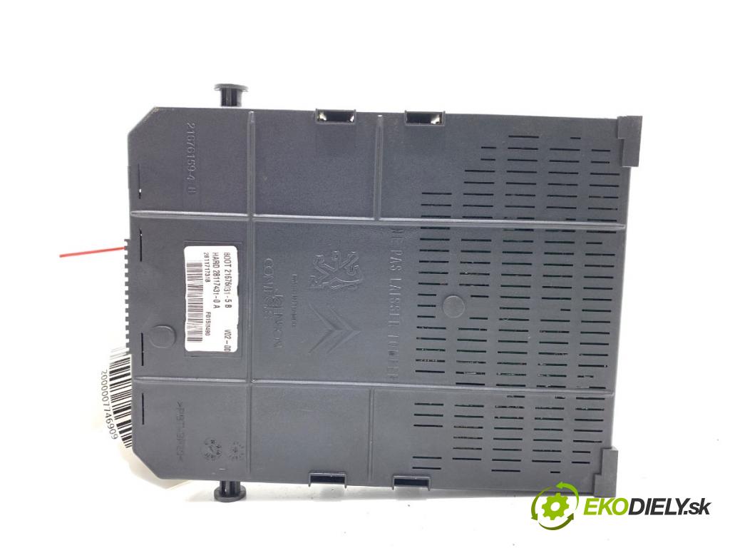 PEUGEOT 407 coupe 2008 155 kW 3.0 V6 2946 modul BSI 9661940180 (Pojistková skříňka)