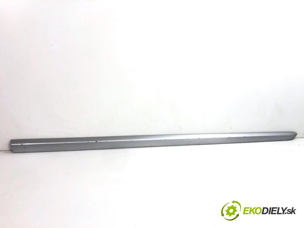 PEUGEOT 407 coupe 2008 155 kW 3.0 V6 2946 Lišta Dvere pravy predný 9651367177