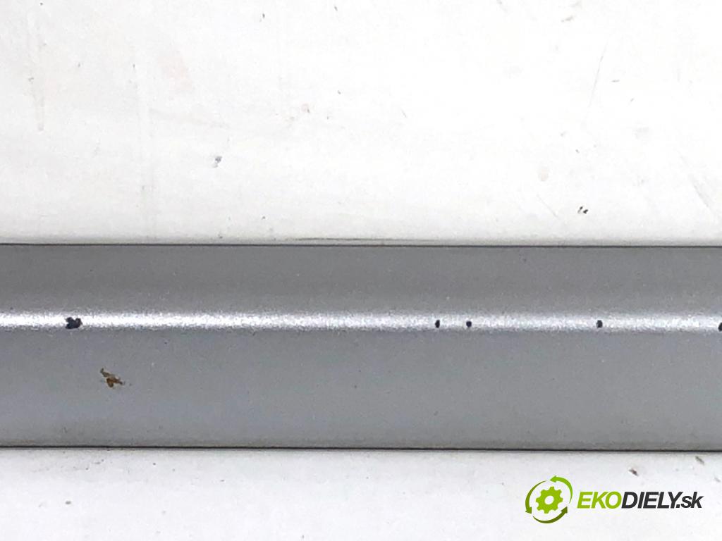 PEUGEOT 407 coupe 2008 155 kW 3.0 V6 2946 Lišta Dvere pravy predný 9651367177