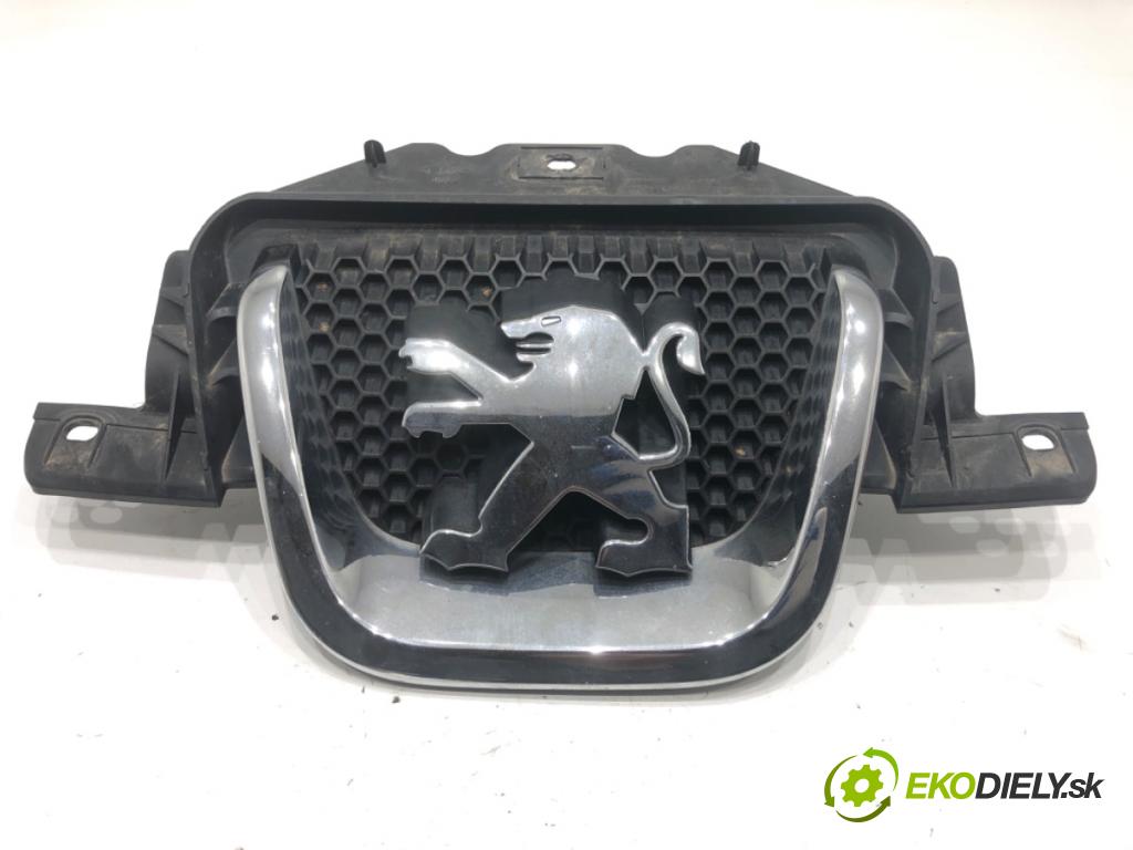 PEUGEOT 407 coupe 2008 155 kW 3.0 V6 2946 mřížka maska 9656437980 (Přední mřížka (maska chladiče))