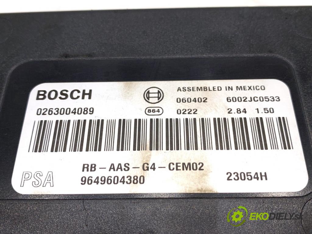 PEUGEOT 407 coupe 2008 155 kW 3.0 V6 2946 Modul PDC 9649604380 (Riadiaca jednotka ostatné)