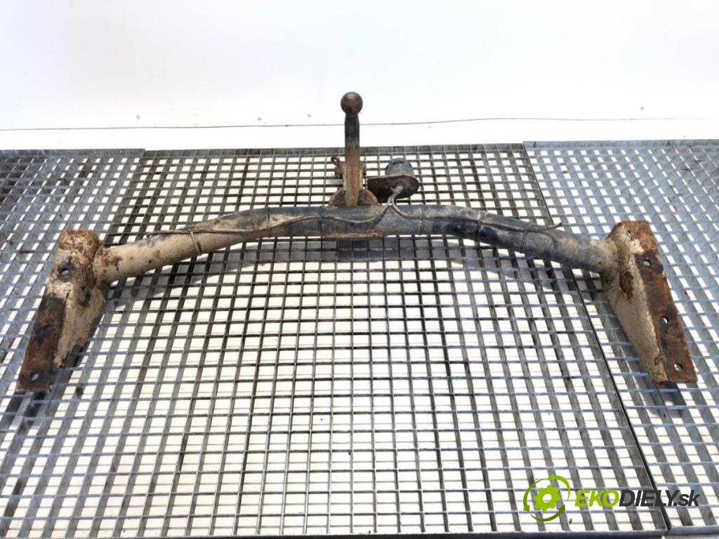 SSANGYONG MUSSO samochód terenowy zamknięty 1997 103 kW 2.3 2295 Hák tažné zařízení  (Tažné zařízení)