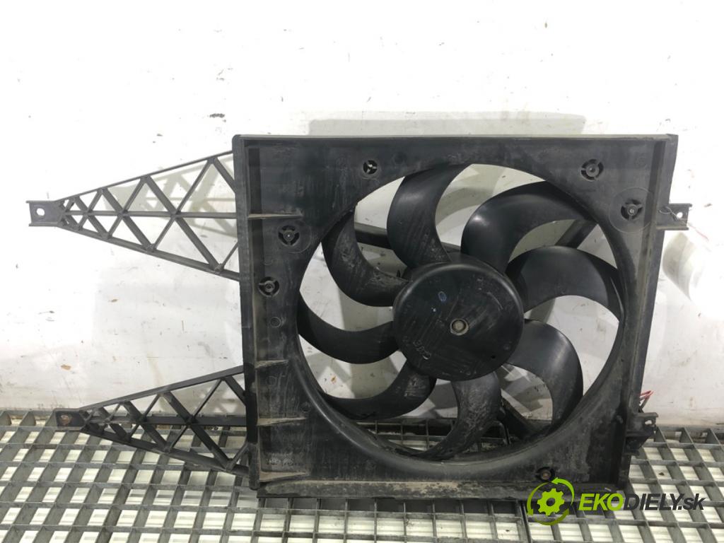 SKODA ROOMSTER nadwozie wielkoprzestrzenne (MPV) 2008 63 kW 1.4 1390 ventilátor chladiče 6Q0121207N (Ventilátor)