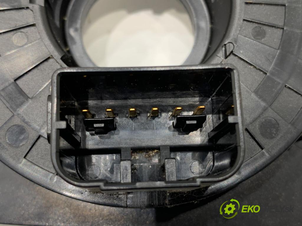 SKODA ROOMSTER nadwozie wielkoprzestrzenne (MPV) 2008 63 kW 1.4 1390 kroužek slimák airbag 283396 (Airbag)