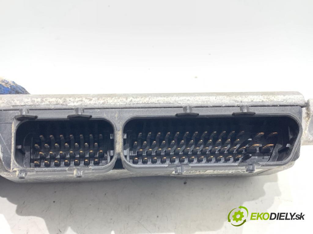 SKODA ROOMSTER nadwozie wielkoprzestrzenne (MPV) 2008 63 kW 1.4 1390 riadiaca jednotka Motor 03C906024R (Riadiaca jednotka)