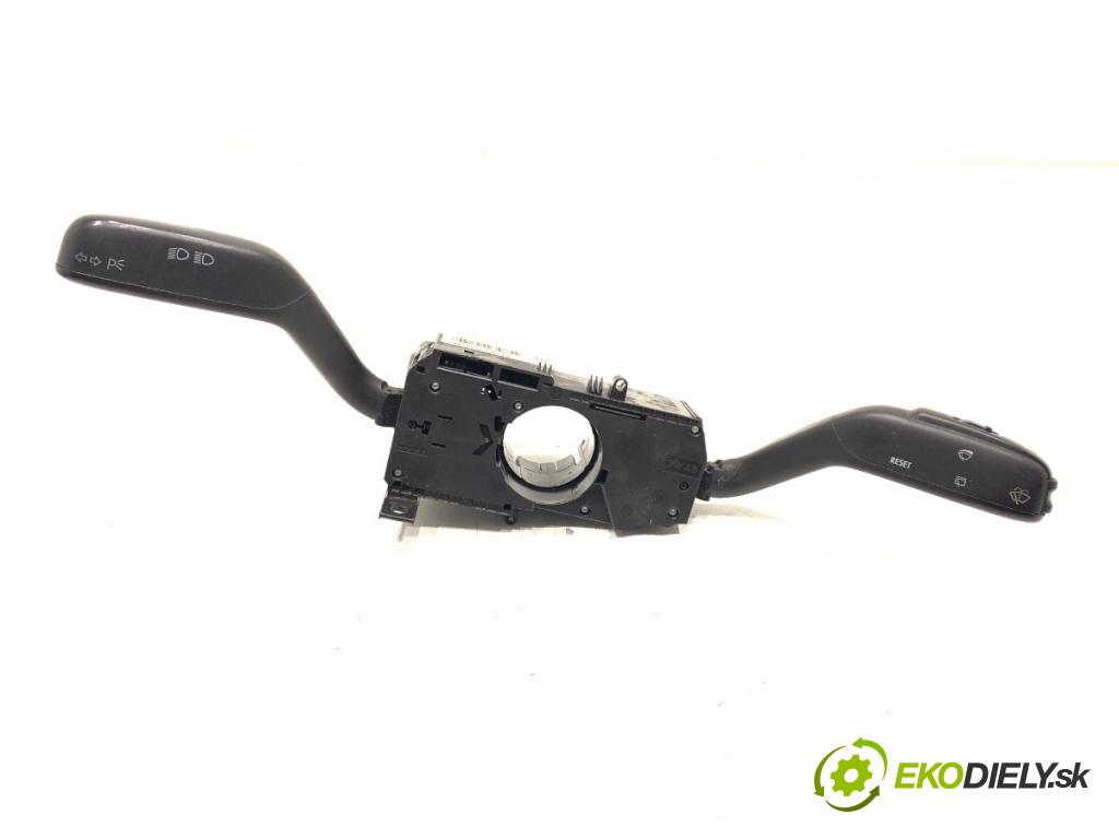 SKODA ROOMSTER nadwozie wielkoprzestrzenne (MPV) 2008 63 kW 1.4 1390 Prepínač kombinovaný 7H0953503BL (Prepínacie páčky pod volantom)
