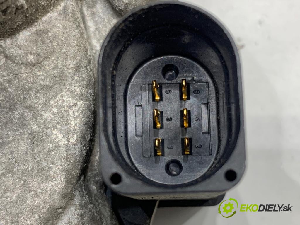 SKODA ROOMSTER nadwozie wielkoprzestrzenne (MPV) 2008 63 kW 1.4 1390 Škrtiaca klapka 03C133062C (Škrtiaca klapka)