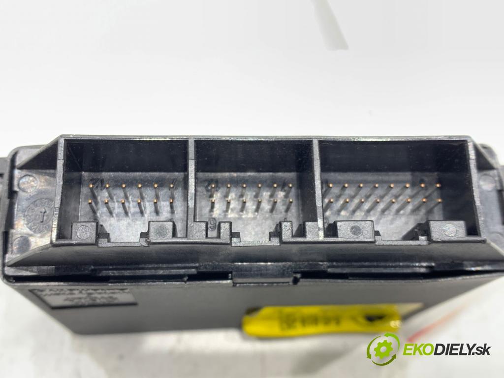 SKODA ROOMSTER nadwozie wielkoprzestrzenne (MPV) 2008 63 kW 1.4 1390 Modul PDC 5J0919283 (Riadiaca jednotka ostatné)