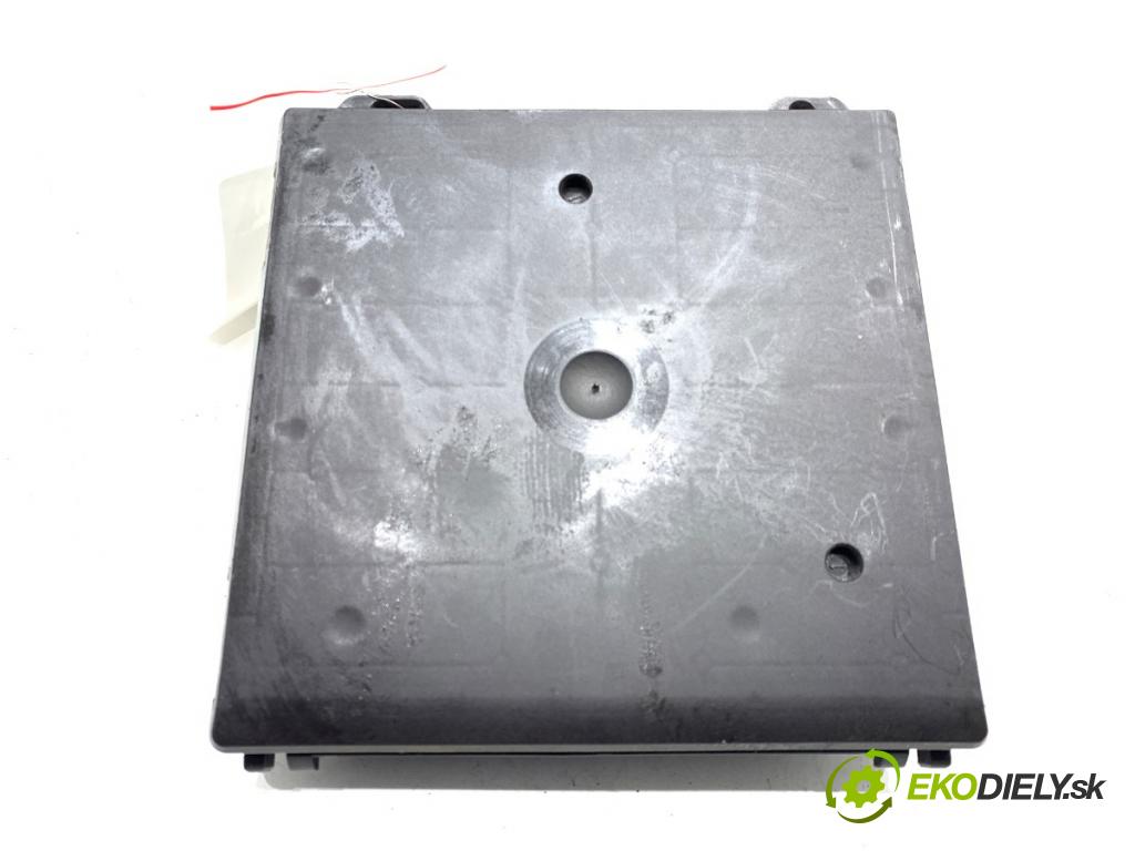 SKODA ROOMSTER nadwozie wielkoprzestrzenne (MPV) 2008 63 kW 1.4 1390 Modul komfortu 6Q1937049F (Modul komfortu)