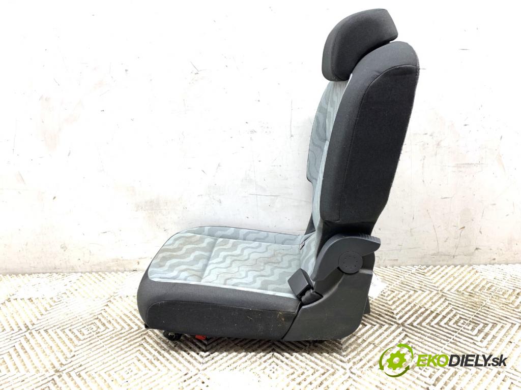 SKODA ROOMSTER nadwozie wielkoprzestrzenne (MPV) 2008 63 kW 1.4 1390 sedadlo zadní část