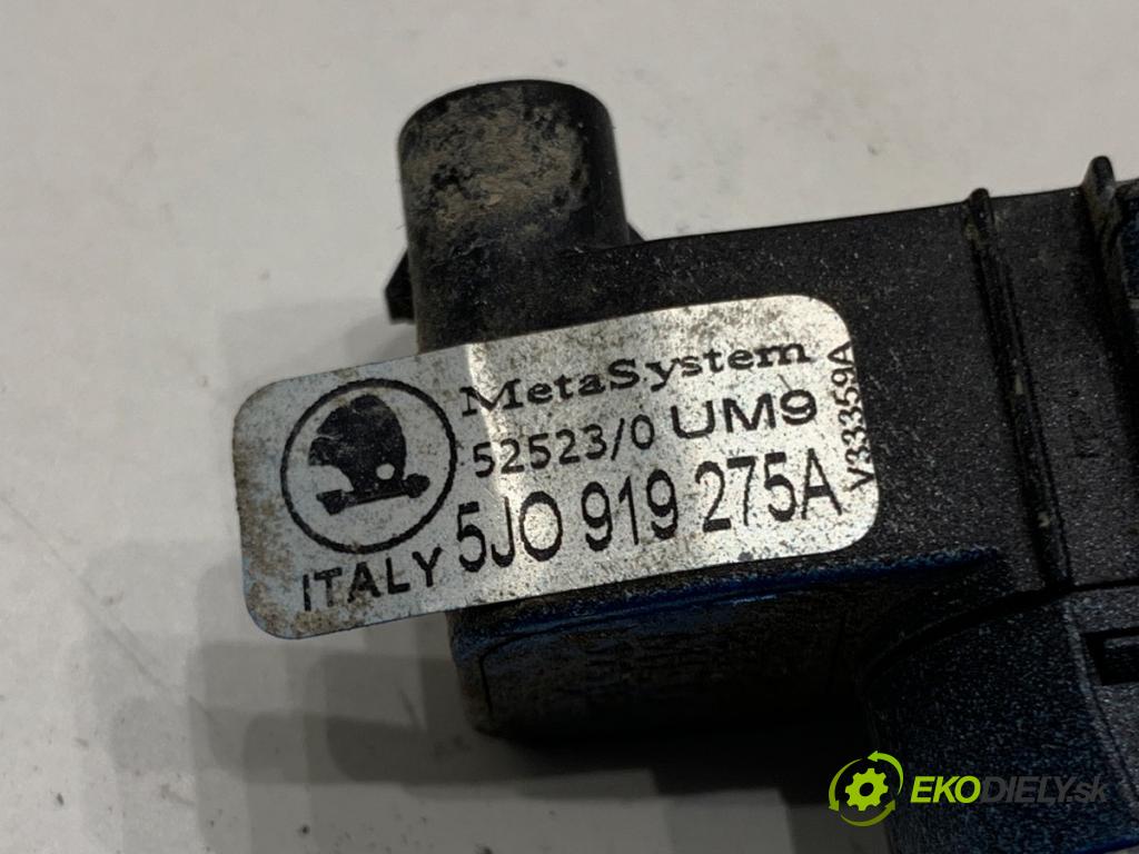 SKODA ROOMSTER nadwozie wielkoprzestrzenne (MPV) 2008 63 kW 1.4 1390 snímač PDC 5J0919275A