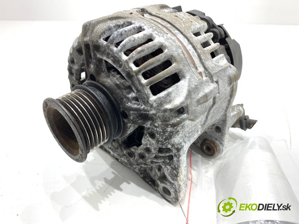 SKODA ROOMSTER nadwozie wielkoprzestrzenne (MPV) 2008 63 kW 1.4 1390 Alternátor 037903025M (Alternátor)