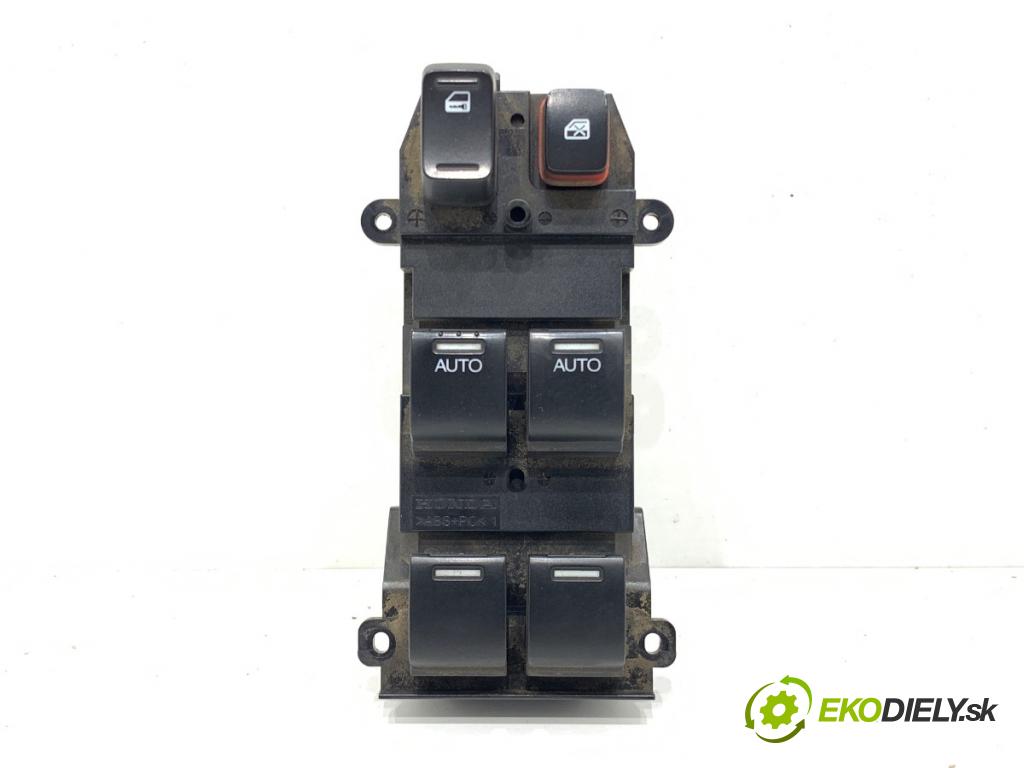 HONDA CR-V III SUV 2008 103 kW 2.2 i-CTDi 4WD (RE6) 2204 Prepínač okien 35750-SWA-G011-M2 (Prepínacie páčky pod volantom)