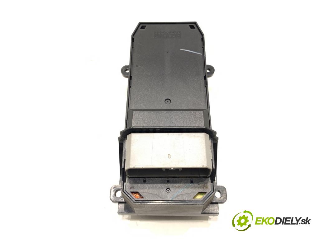 HONDA CR-V III SUV 2008 103 kW 2.2 i-CTDi 4WD (RE6) 2204 Prepínač okien 35750-SWA-G011-M2 (Prepínacie páčky pod volantom)