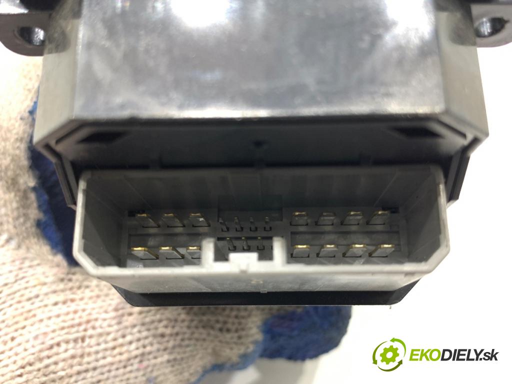 HONDA CR-V III SUV 2008 103 kW 2.2 i-CTDi 4WD (RE6) 2204 Prepínač okien 35750-SWA-G011-M2 (Prepínacie páčky pod volantom)