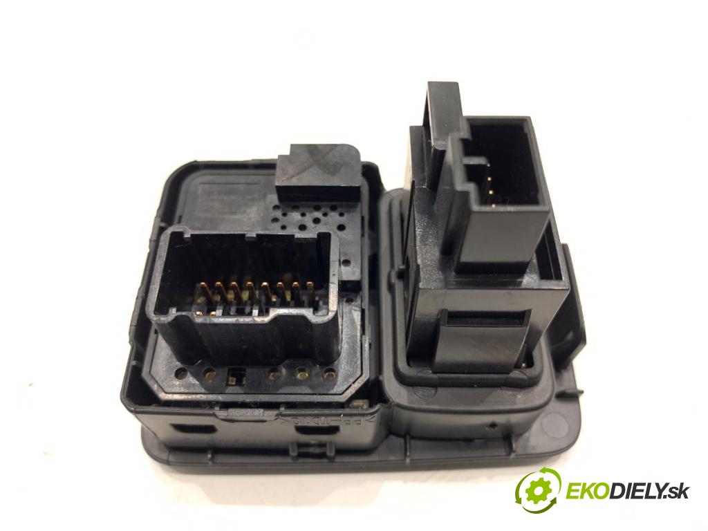 HONDA CR-V III SUV 2008 103 kW 2.2 i-CTDi 4WD (RE6) 2204 Prepínač nastavenia spätných zrkadiel  (Prepínacie páčky pod volantom)