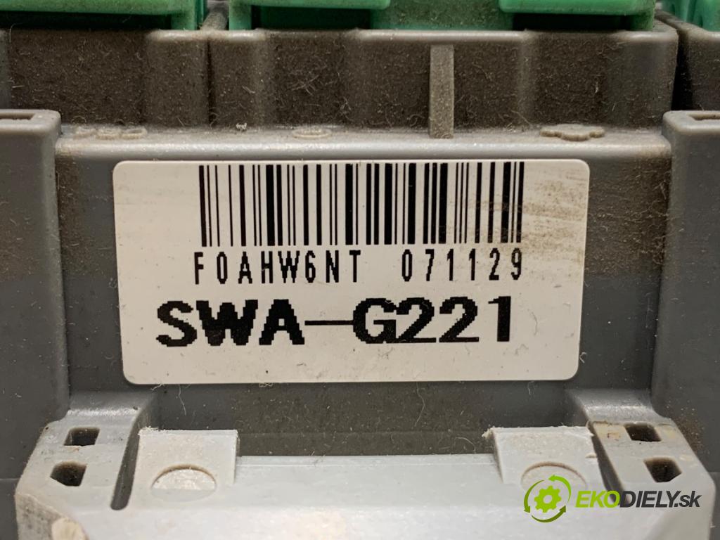 HONDA CR-V III SUV 2008 103 kW 2.2 i-CTDi 4WD (RE6) 2204 modul BSI SWA-G221 (Pojistková skříňka)