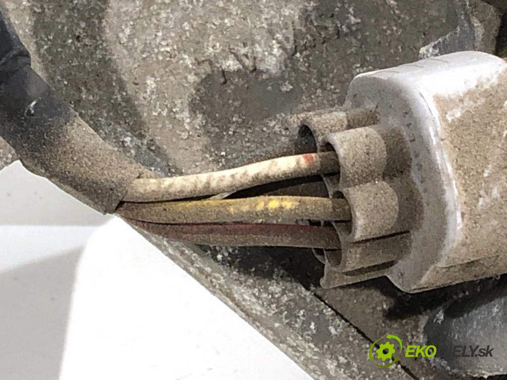 HONDA CR-V III SUV 2008 103 kW 2.2 i-CTDi 4WD (RE6) 2204 Mechanizmus stieračov predný  (Motorček stieračov predný)