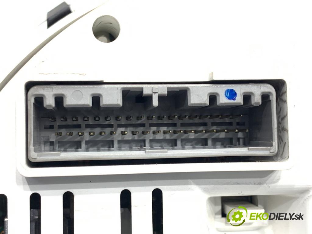 HONDA CR-V III SUV 2008 103 kW 2.2 i-CTDi 4WD (RE6) 2204 Prístrojovka HR0359476 (Prístrojová doska)