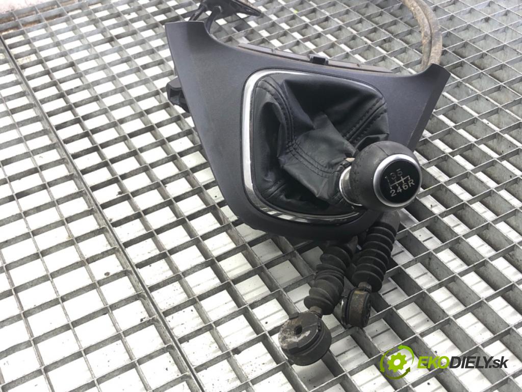 HONDA CR-V III SUV 2008 103 kW 2.2 i-CTDi 4WD (RE6) 2204 Kulisa 54000-SWW-G021M1 (Rýchlostná páka (kulisa))