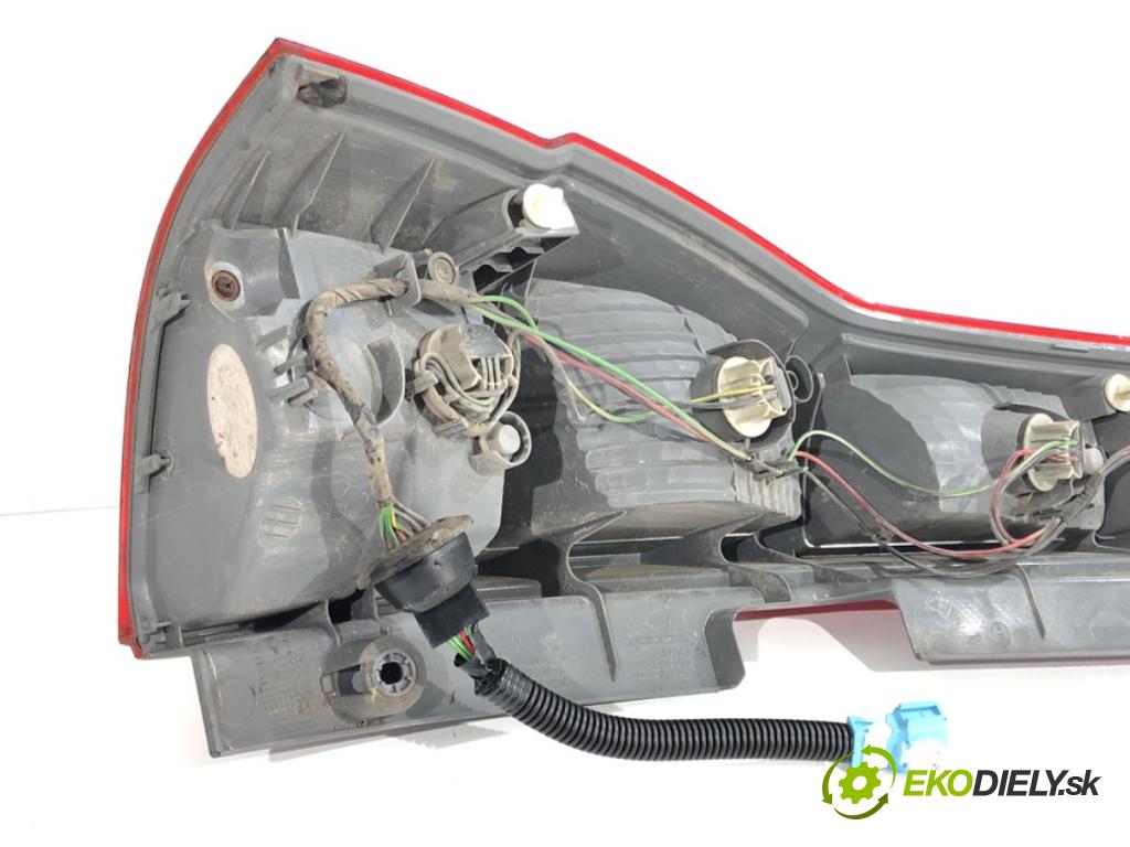 HONDA CR-V III SUV 2008 103 kW 2.2 i-CTDi 4WD (RE6) 2204 světlo pravý zadní část