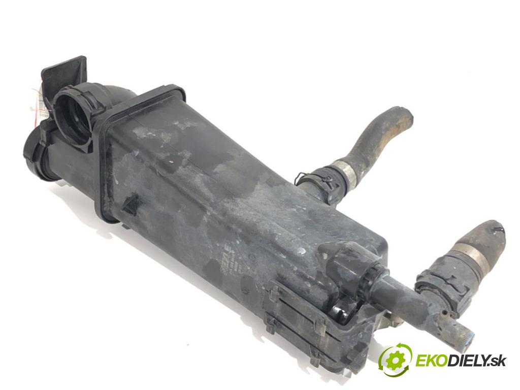 BMW E46 sedan 2002 85 kW 316 i 1596 nádržka vyrovnávací kapaliny chadicího